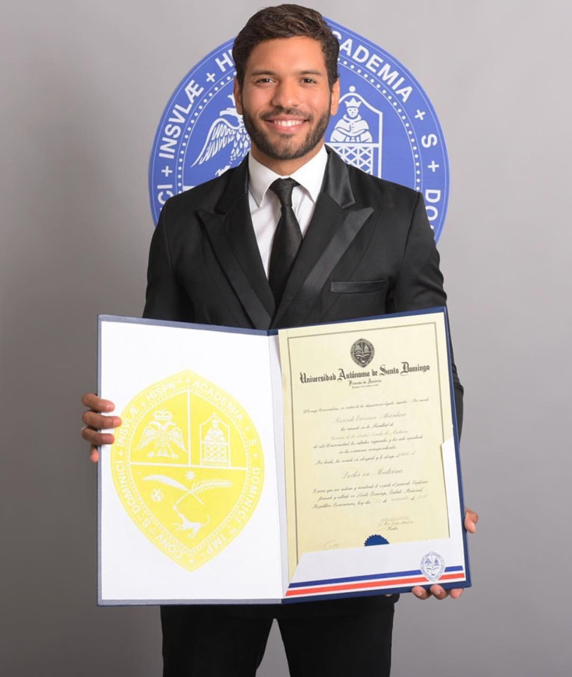 Diploma UASD – Dr. Ricardo Carrasco